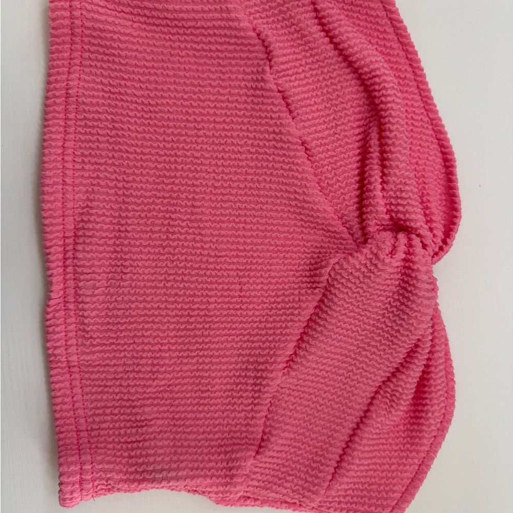 SHEIN Vibrant Pink Knit Accessory